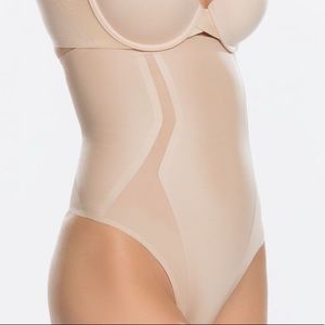 Size S, Nude Spanx High-Waisted Thong New!